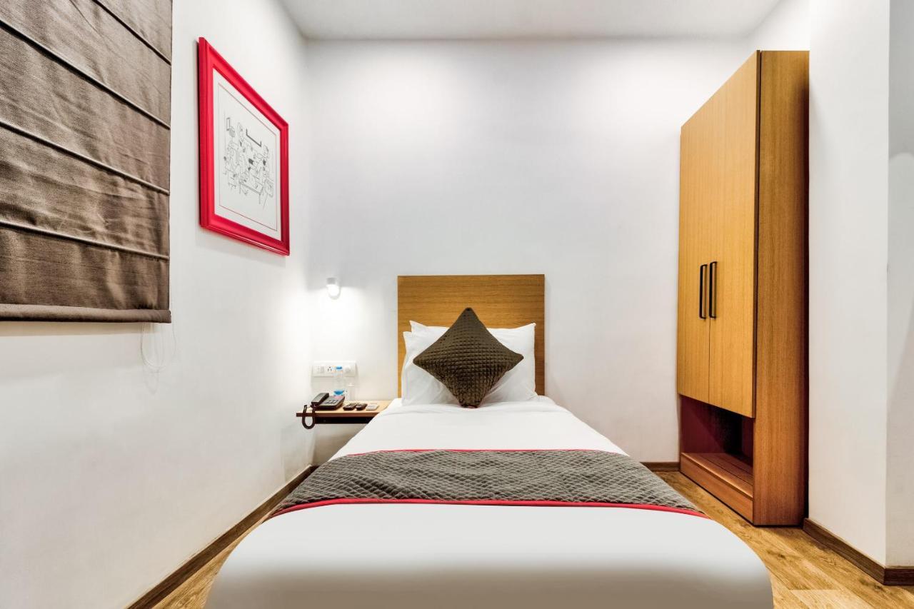 Oyo 78245 Collection O Hotel Crown Inn 나비뭄바이 외부 사진