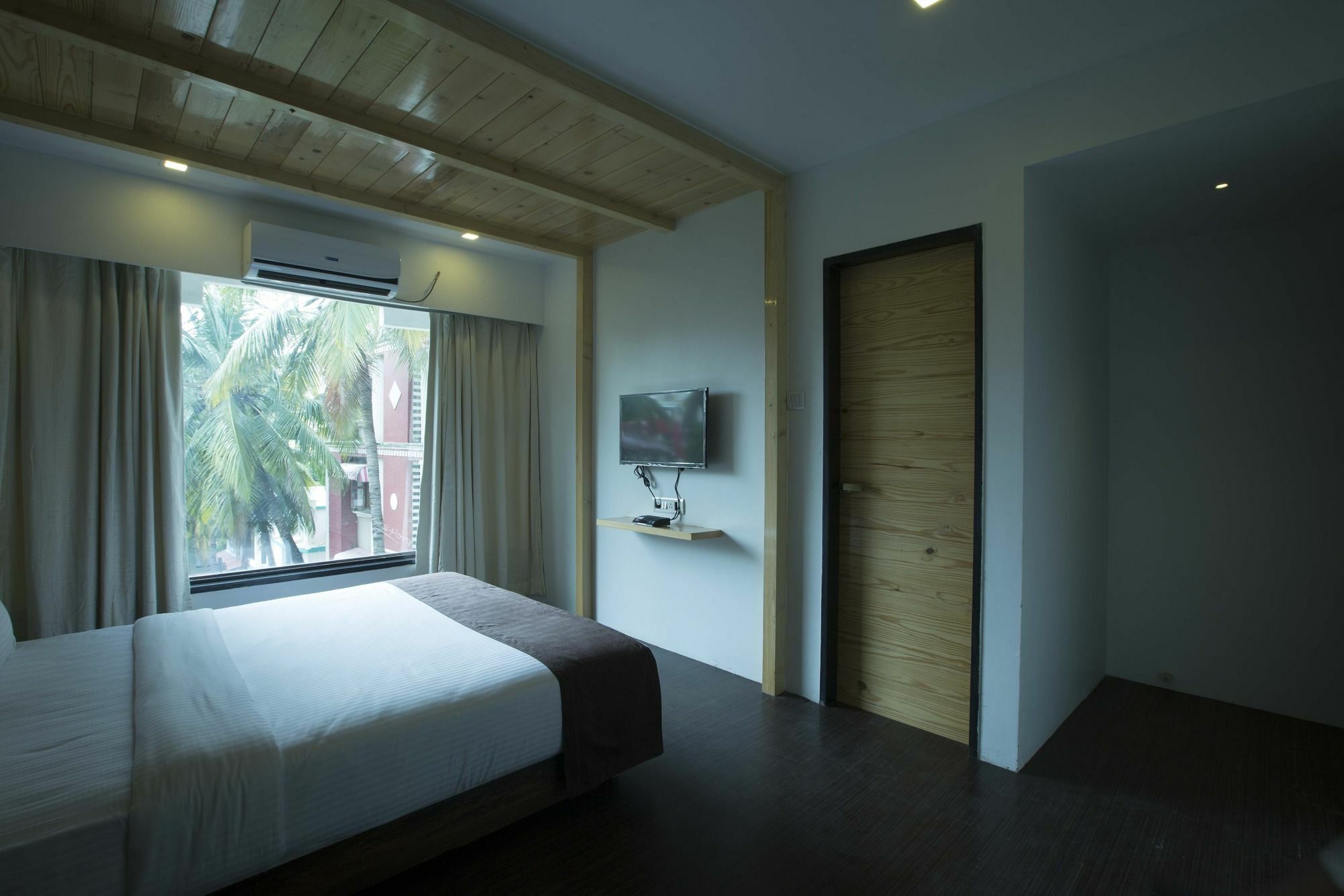 Oyo 78245 Collection O Hotel Crown Inn 나비뭄바이 외부 사진