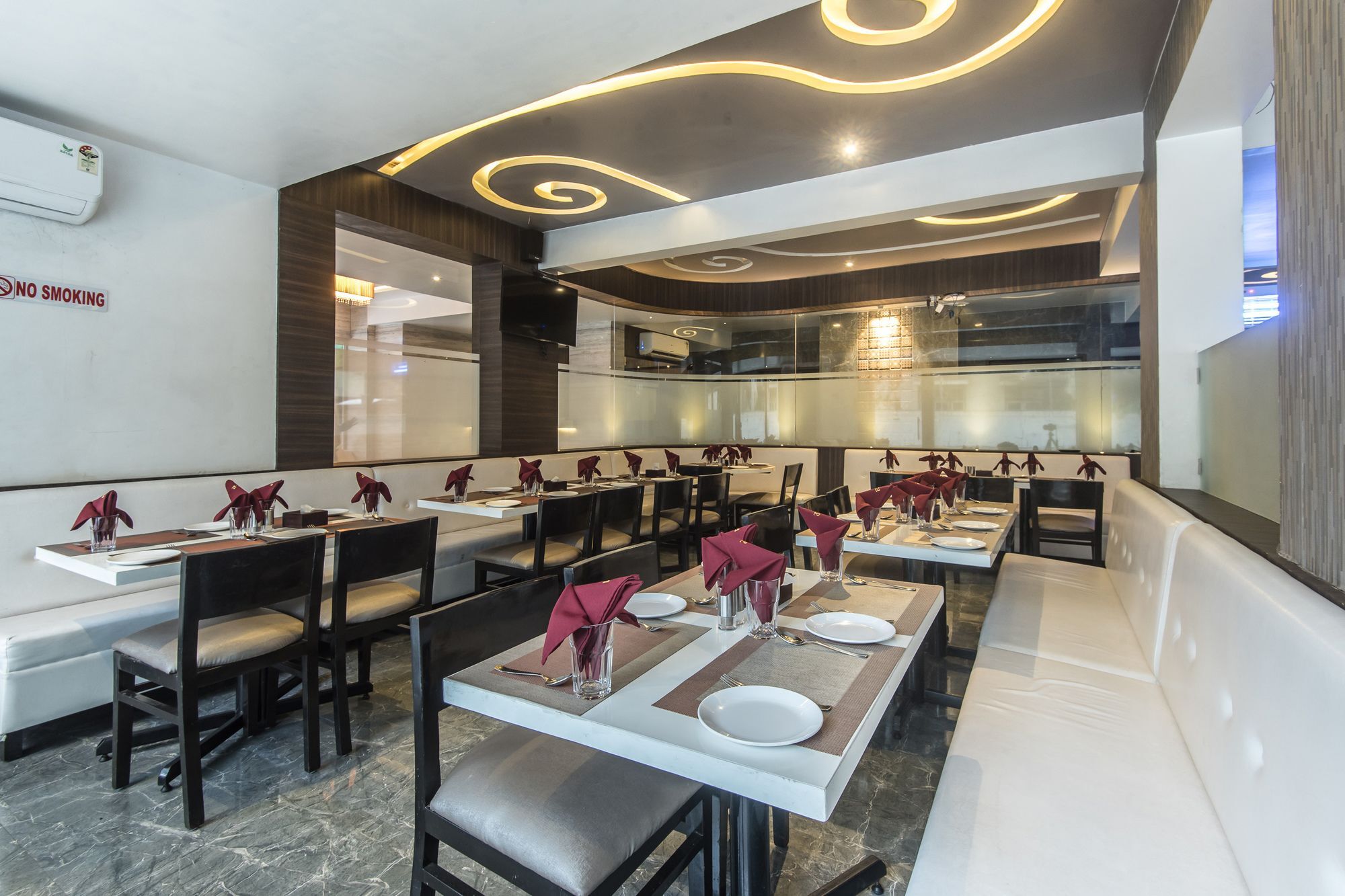Oyo 78245 Collection O Hotel Crown Inn 나비뭄바이 외부 사진