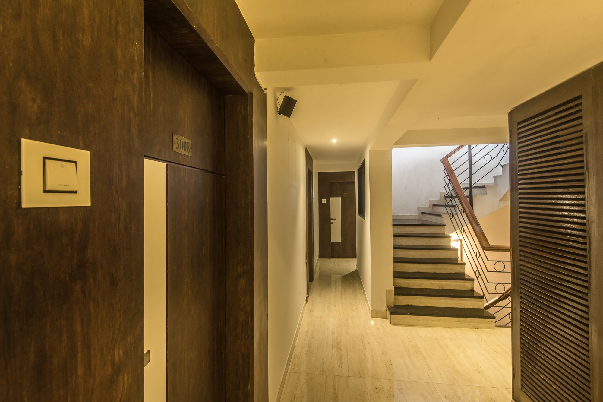 Oyo 78245 Collection O Hotel Crown Inn 나비뭄바이 외부 사진