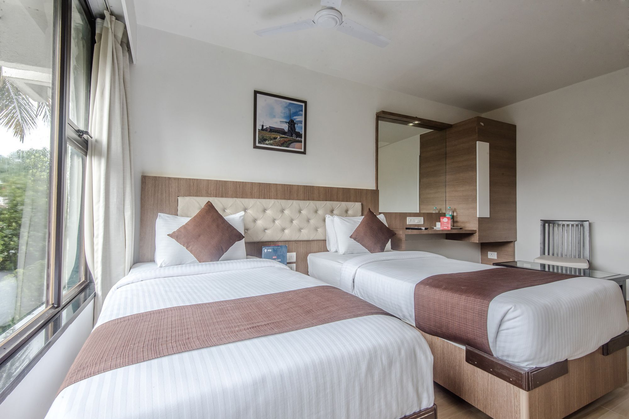Oyo 78245 Collection O Hotel Crown Inn 나비뭄바이 외부 사진